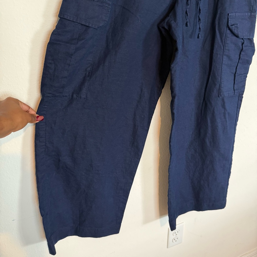 Women’s Gap Navy Blue Linen Cargo Pant Size Medium Pull On Drawstring Mid Rise - Picture 4 of 7